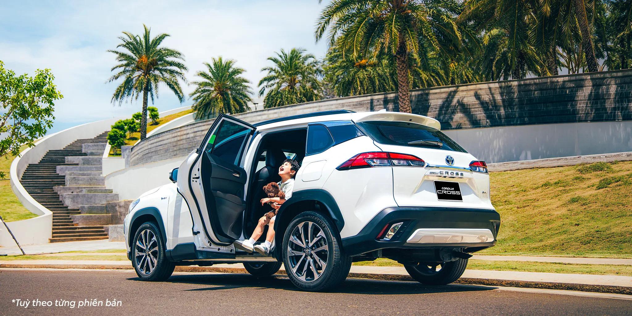 Ngoại thất Toyota Corolla Cross 2026