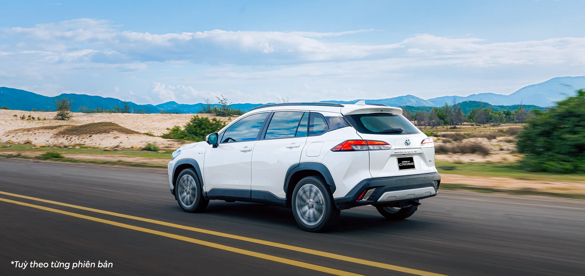 Toyota Corolla Cross 2026 - vận hành - Êm ái và ổn định trên đường dài