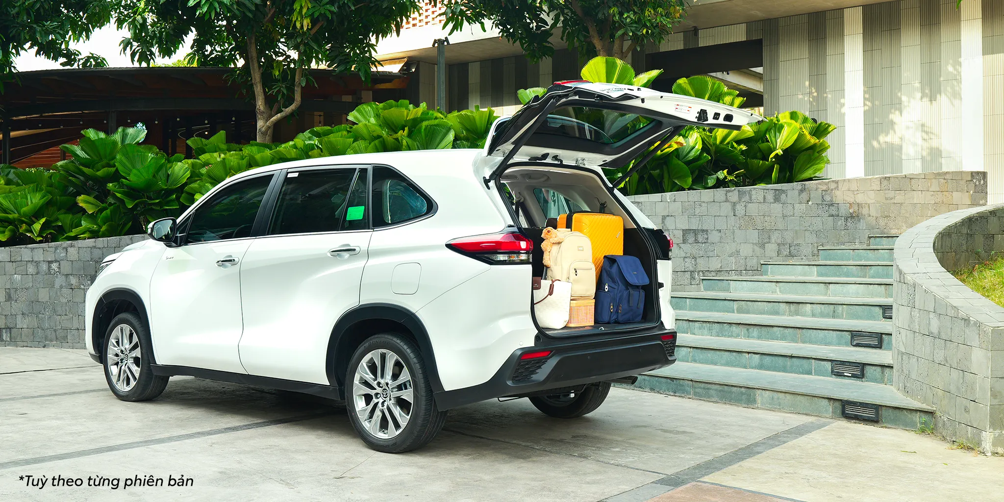 Ngoại thất Toyota Innova Cross 2026
